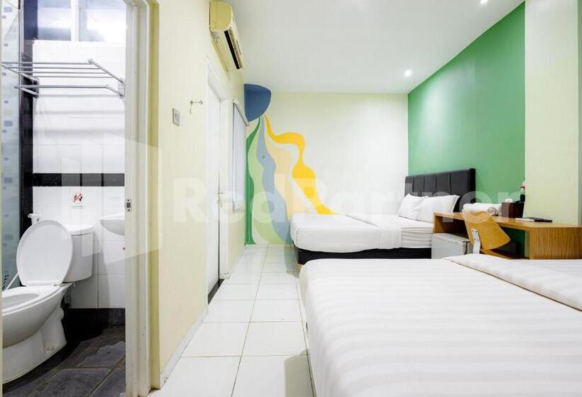 غرفة عائلية, Capital Cikokol Redpartner