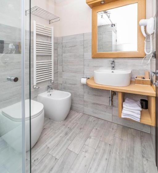 수피리어 트리플 룸, Hotiday Chalet Sestriere Vialattea