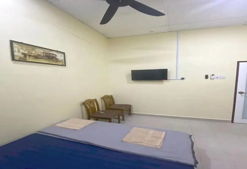 Standard-huone Jaettu Kylpyhuone, Oyo Home 90904 Ray Yan Guesthouse