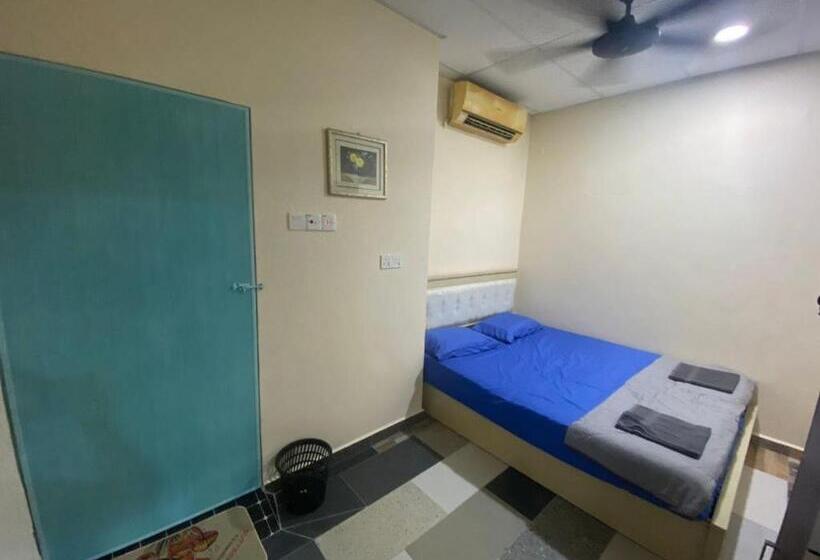 Номер Стандарт, Oyo Home 90904 Ray Yan Guesthouse