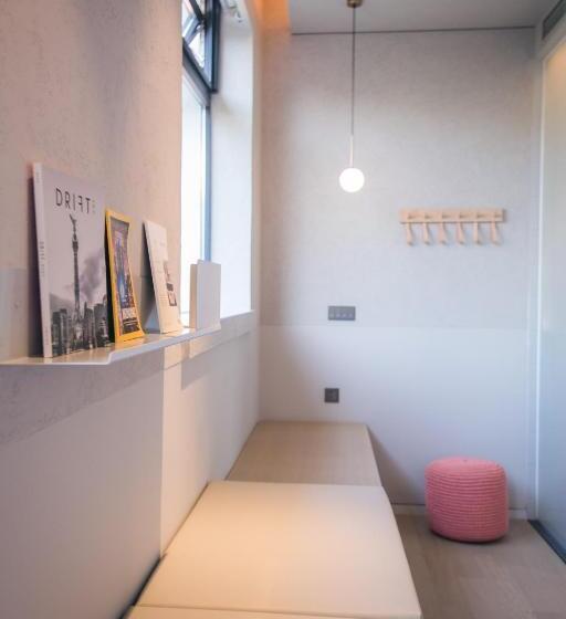 Quarto standard, Read And Rest