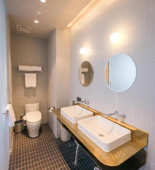 Junior Suite Deluxe, Read And Rest