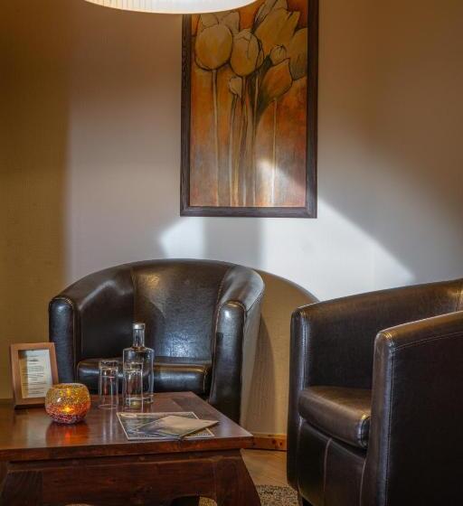 标准三人间, Restaurant Eifeler Seehütte