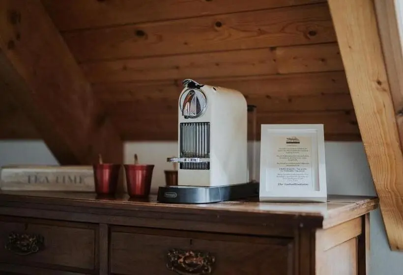 Suite with lake view, Restaurant Eifeler Seehütte