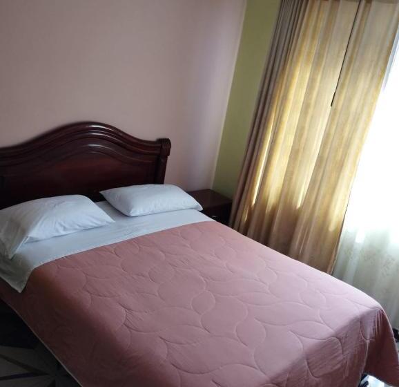 标准间, Torre Bolívar