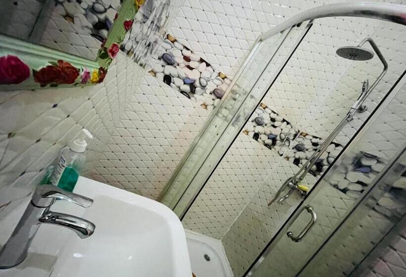 اتاق لوکس, Luanda City Hostel