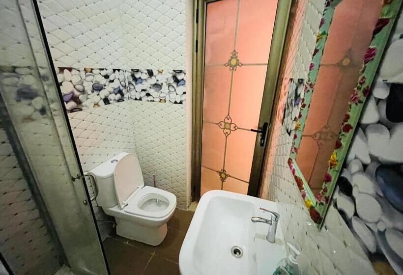 اتاق لوکس, Luanda City Hostel