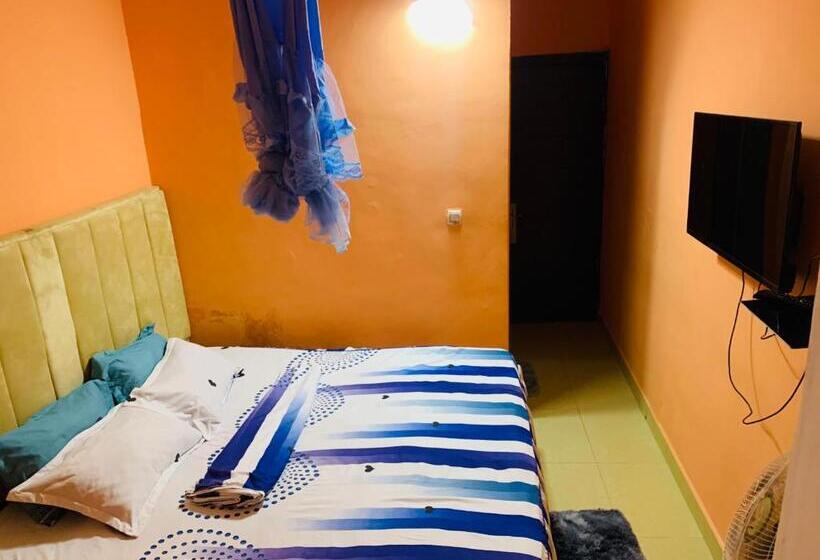 اتاق لوکس, Luanda City Hostel