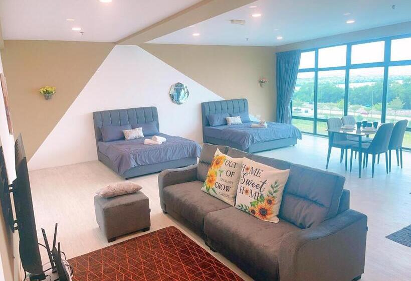 家庭套房, X Puteri Square