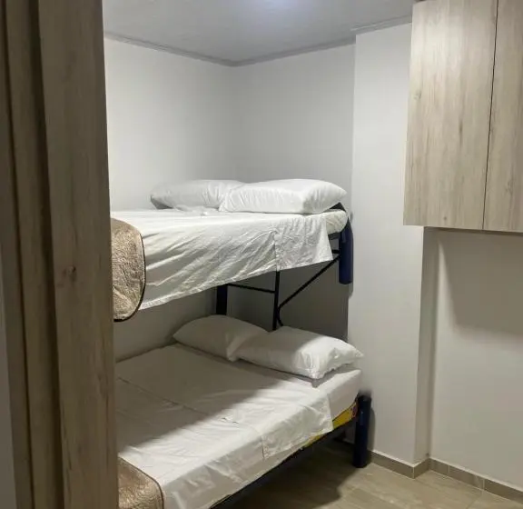 ２ベッドルームアパートメント, Apartaestudio En La Mesa