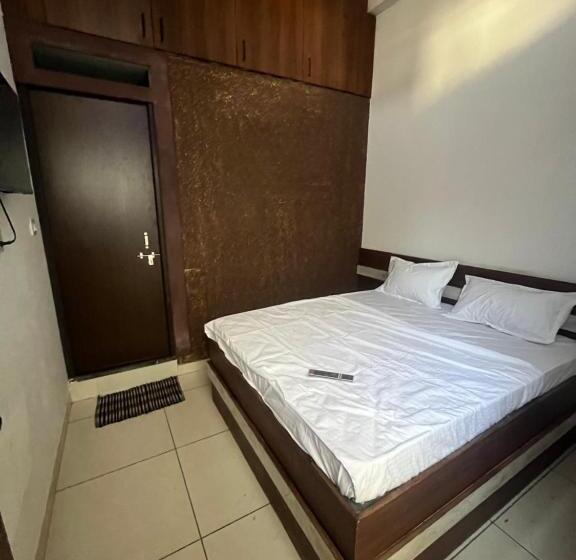 Номер Стандарт с Балконом, Amrat Villa