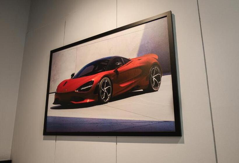 スーペリアファミリールーム, Fast Five At Gurney