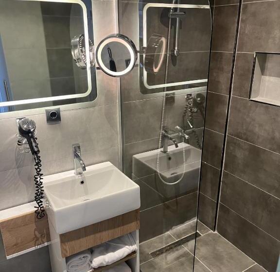 غرفة ديلوكس, Gardenmode Airport