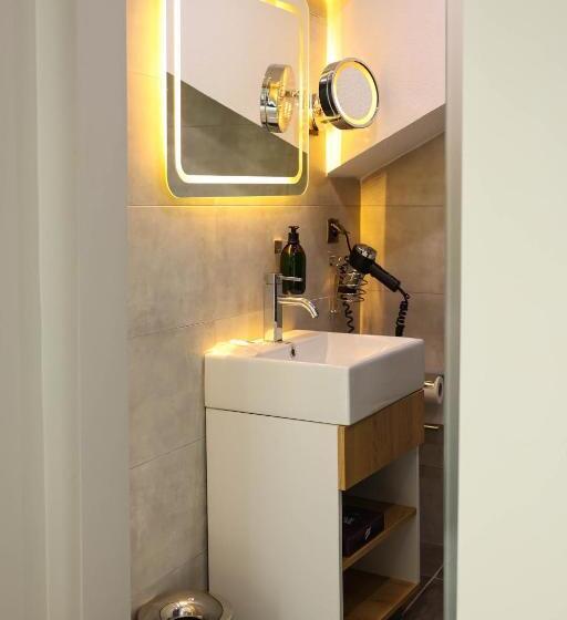 غرفة ديلوكس, Gardenmode Airport