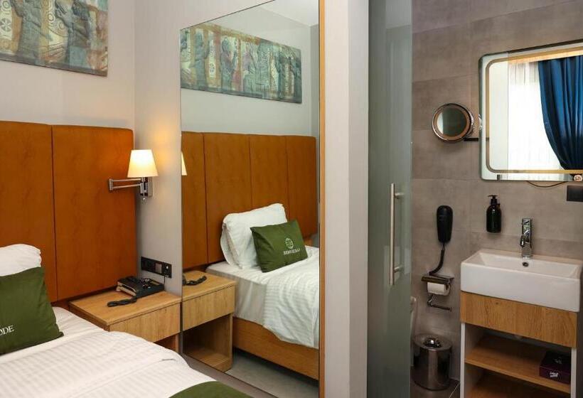 غرفة سوبيريور فردية, Gardenmode Airport