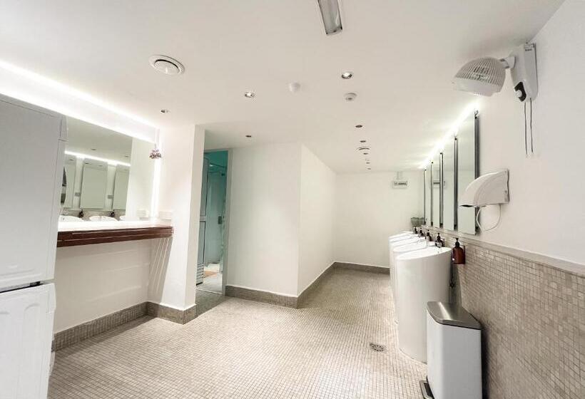 家庭房间共用浴室, Sleep Box Penang