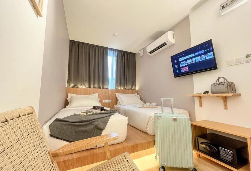 带共用浴室的标准房间, Sleep Box Penang