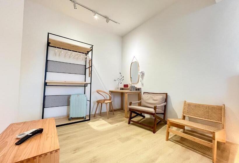 标准四人间共用浴室, Sleep Box Penang