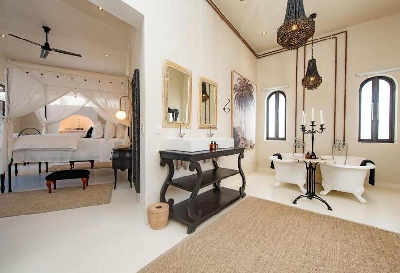 Люкс Кровать Кинг, The Ivory Haus