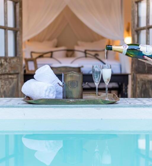 キングサイズベッドのスイートルーム, The Ivory Haus