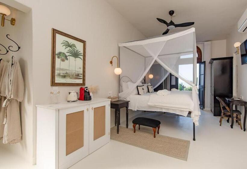 スイート, The Ivory Haus