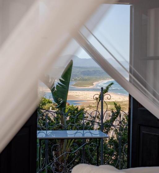 スイート, The Ivory Haus