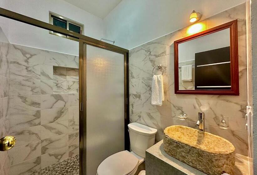 スタンダードルーム, Zibahún