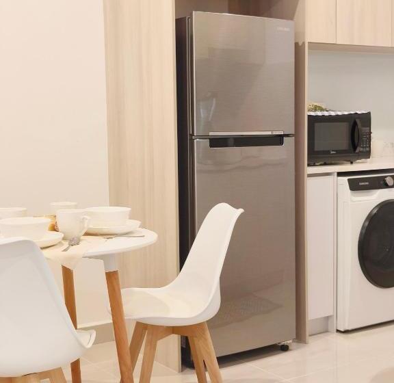 جناح مطلّ علي البحر, Just Chillin Seaview