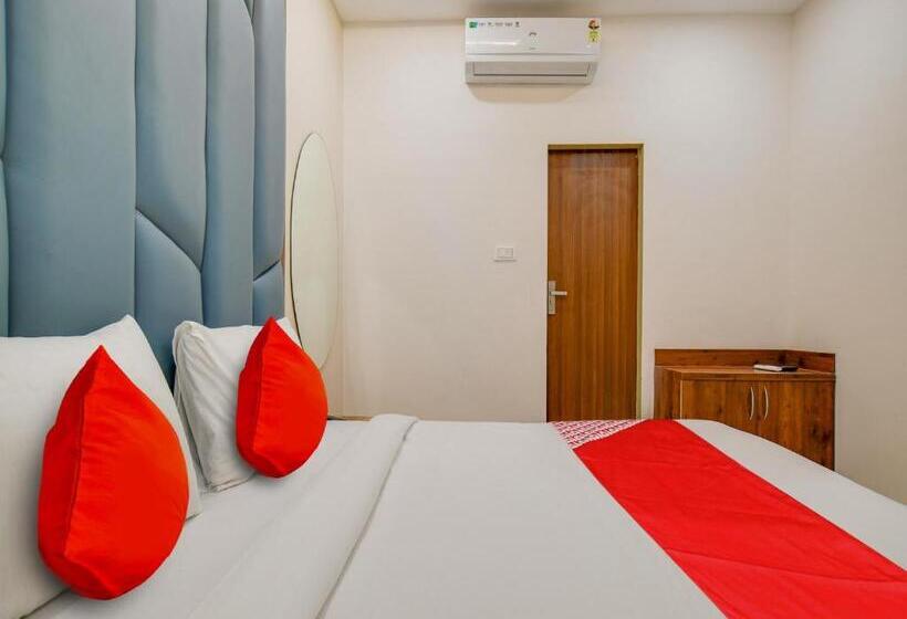 חדר קלאסי לשלושה, Oyo Hotel Bliss Stay