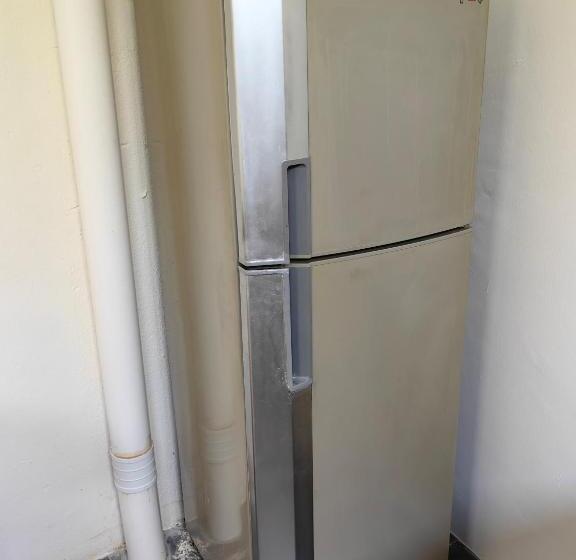 标准单人间共用浴室, 22a Hostel