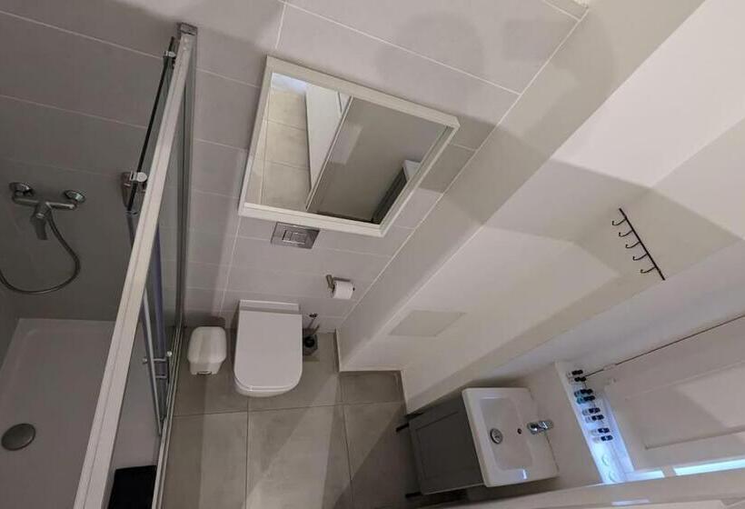 اتاق استاندارد با بالکن, Casa Cospicua Knight Residency