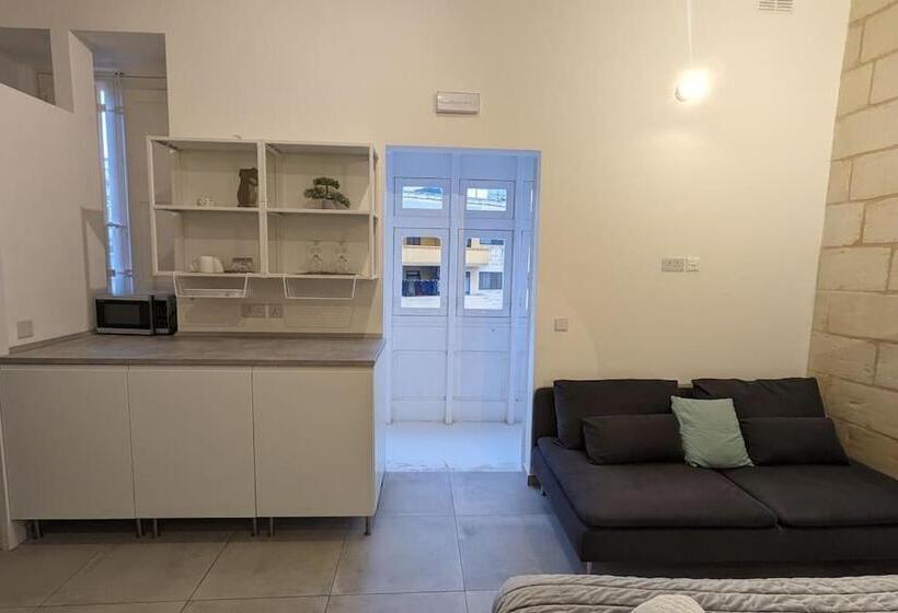 اتاق استاندارد با بالکن, Casa Cospicua Knight Residency