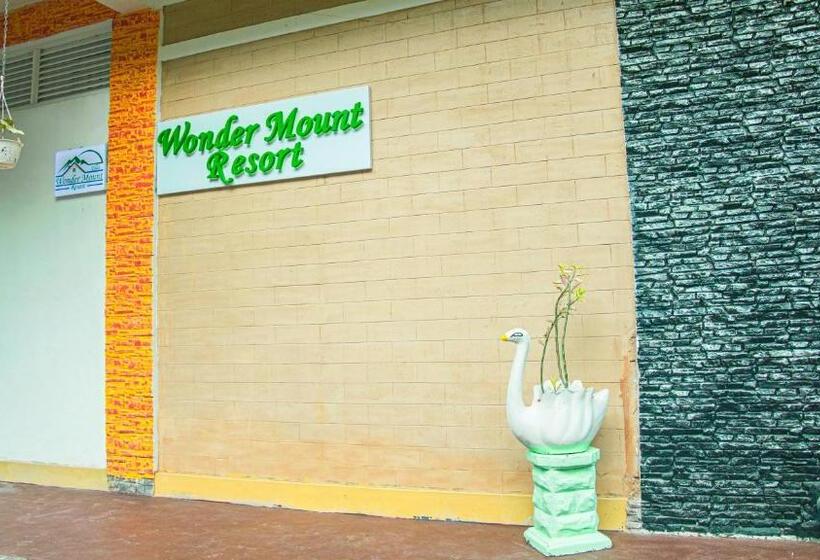 Deluxe Room, Wonder Mount Resort