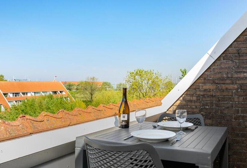 Четырехместный Номер Классик, Summio Parc Aquadelta