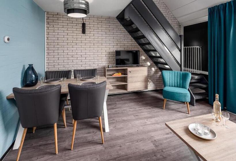 Четырехместный Номер Классик, Summio Parc Aquadelta