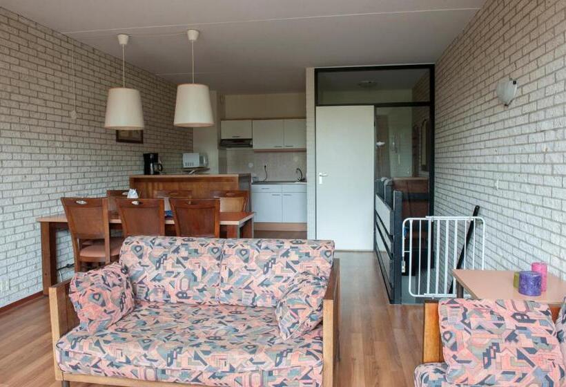 Четырехместный Номер Deluxe, Summio Parc Aquadelta