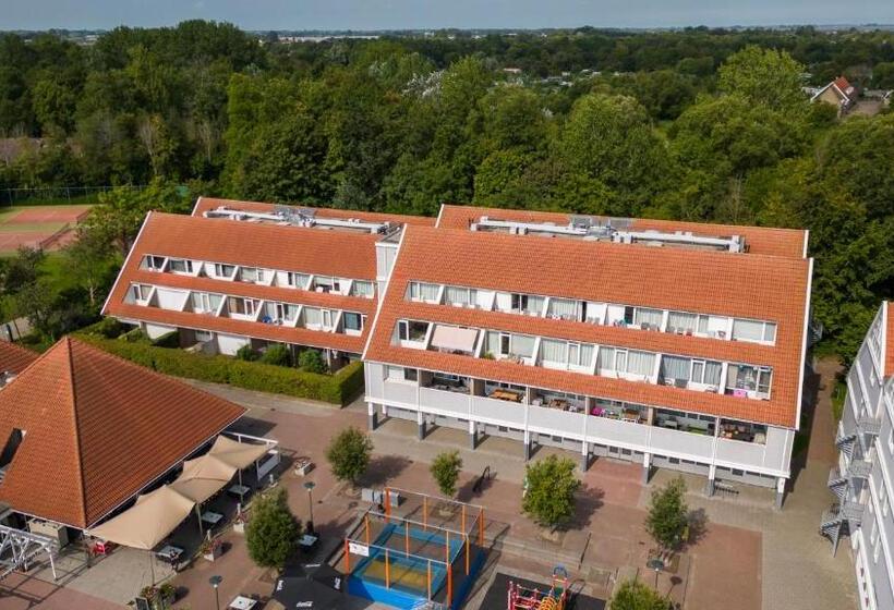 Четырехместный Номер Deluxe, Summio Parc Aquadelta