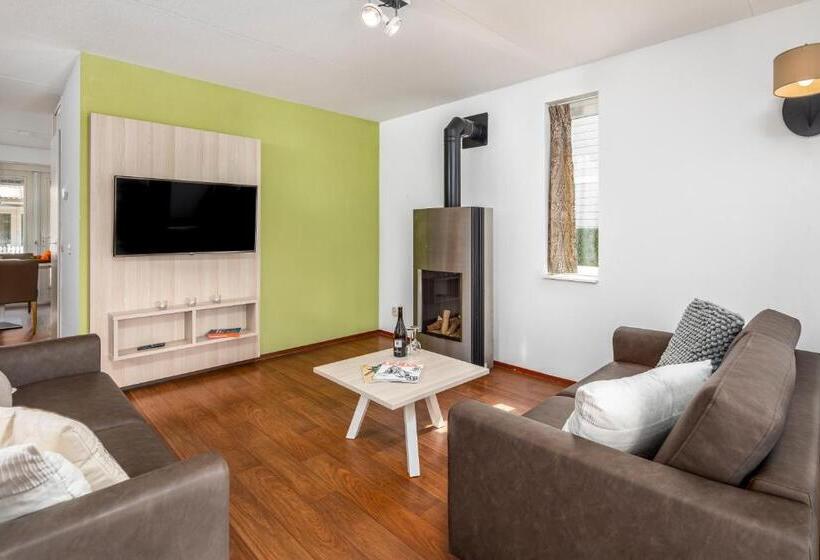 Семейное Бунгало, Summio Parc Aquadelta