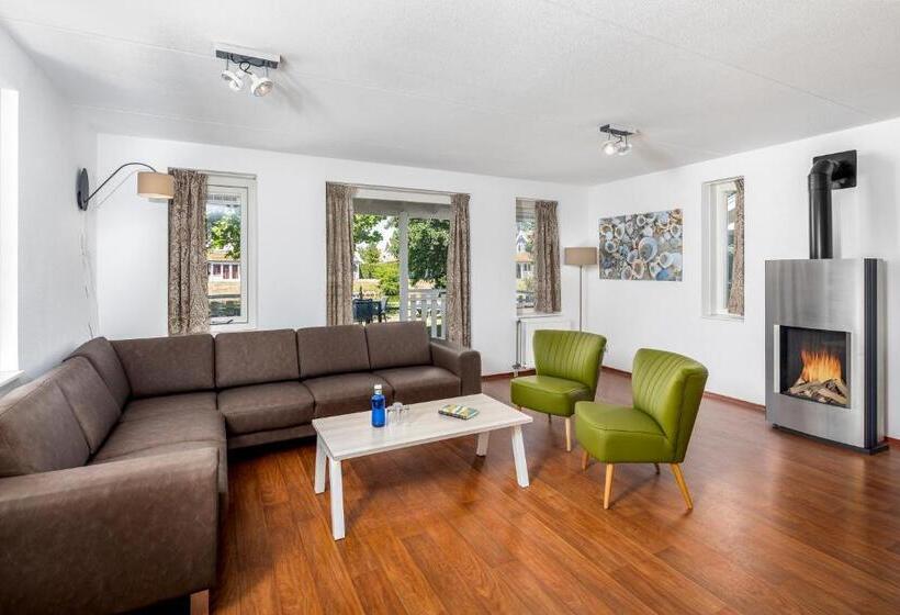 Бунгало Deluxe, Summio Parc Aquadelta