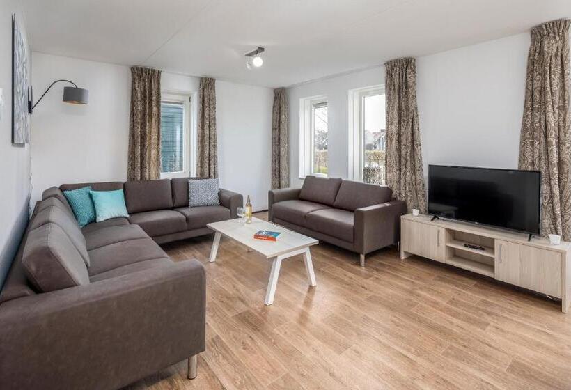 Бунгало Стандарт, Summio Parc Aquadelta