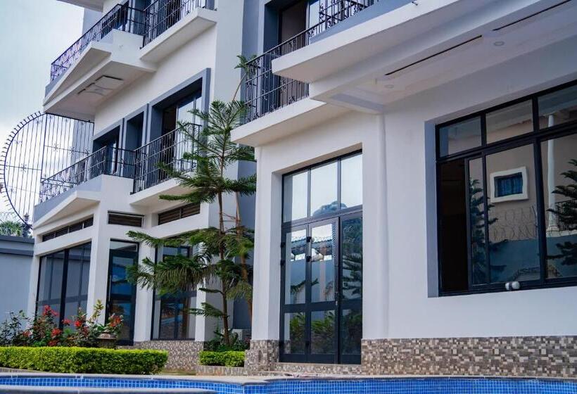 آپارتمان 3 خوابه, Résidence La Perle Yaoundé