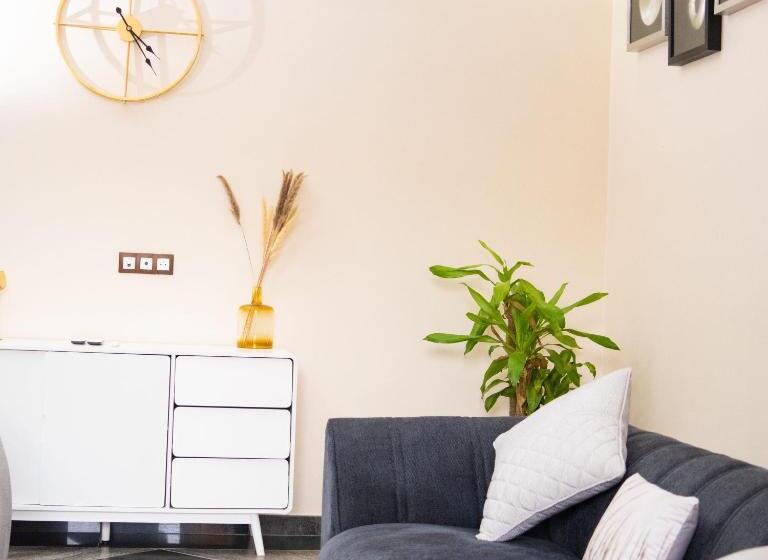 آپارتمان 3 خوابه, Résidence La Perle Yaoundé