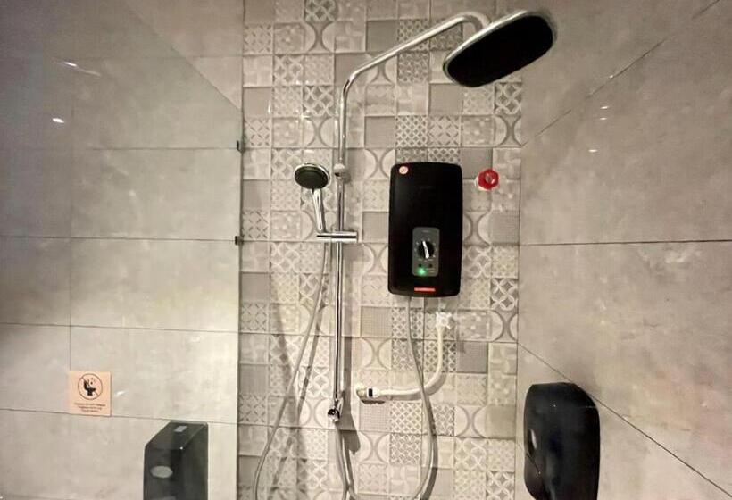 デラックスルーム, Brynton At Centrum