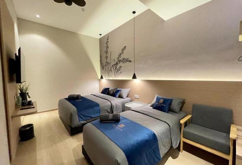 スーペリアトリプルルーム, Brynton At Centrum