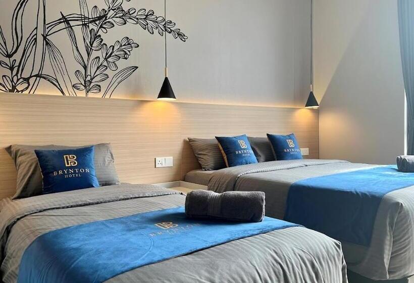 デラックストリプルルーム, Brynton At Centrum