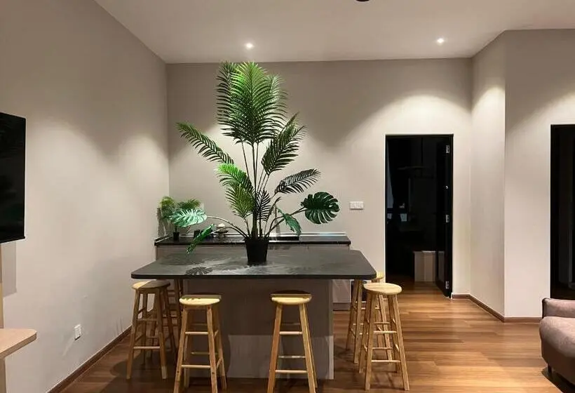 3 Bedroom Suite, Brynton At Centrum