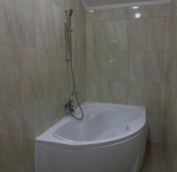 Standardzimmer, ситий ковбой