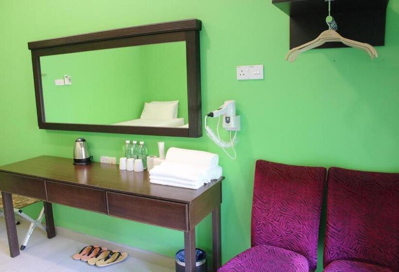 غرفة قياسية ثلاثية, Happy Valley Eco Farm