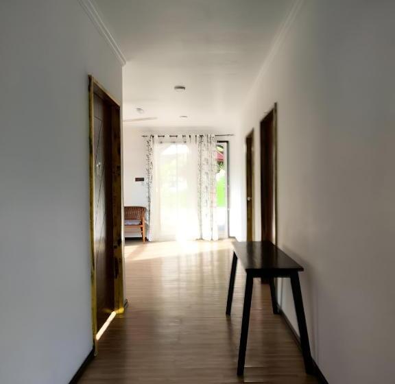 חדר משפחתי, Kundasang Mount Garden