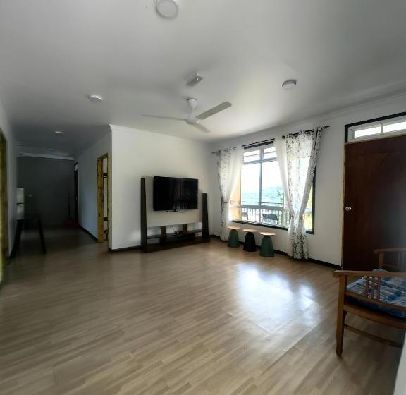 חדר משפחתי, Kundasang Mount Garden